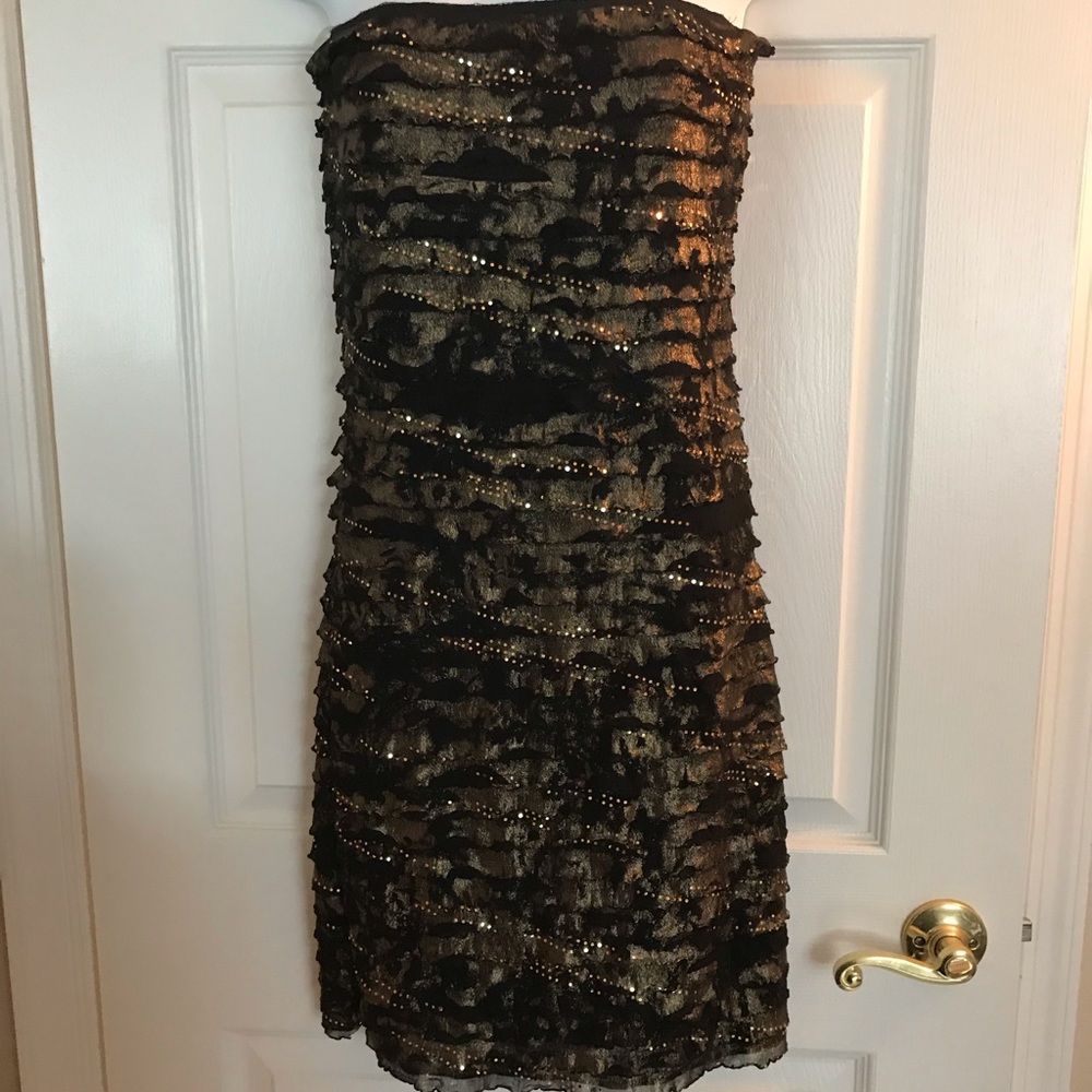 Body central small strapless shiny dress